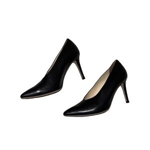 275Central Black Draco heel V cut pointed toe all leather